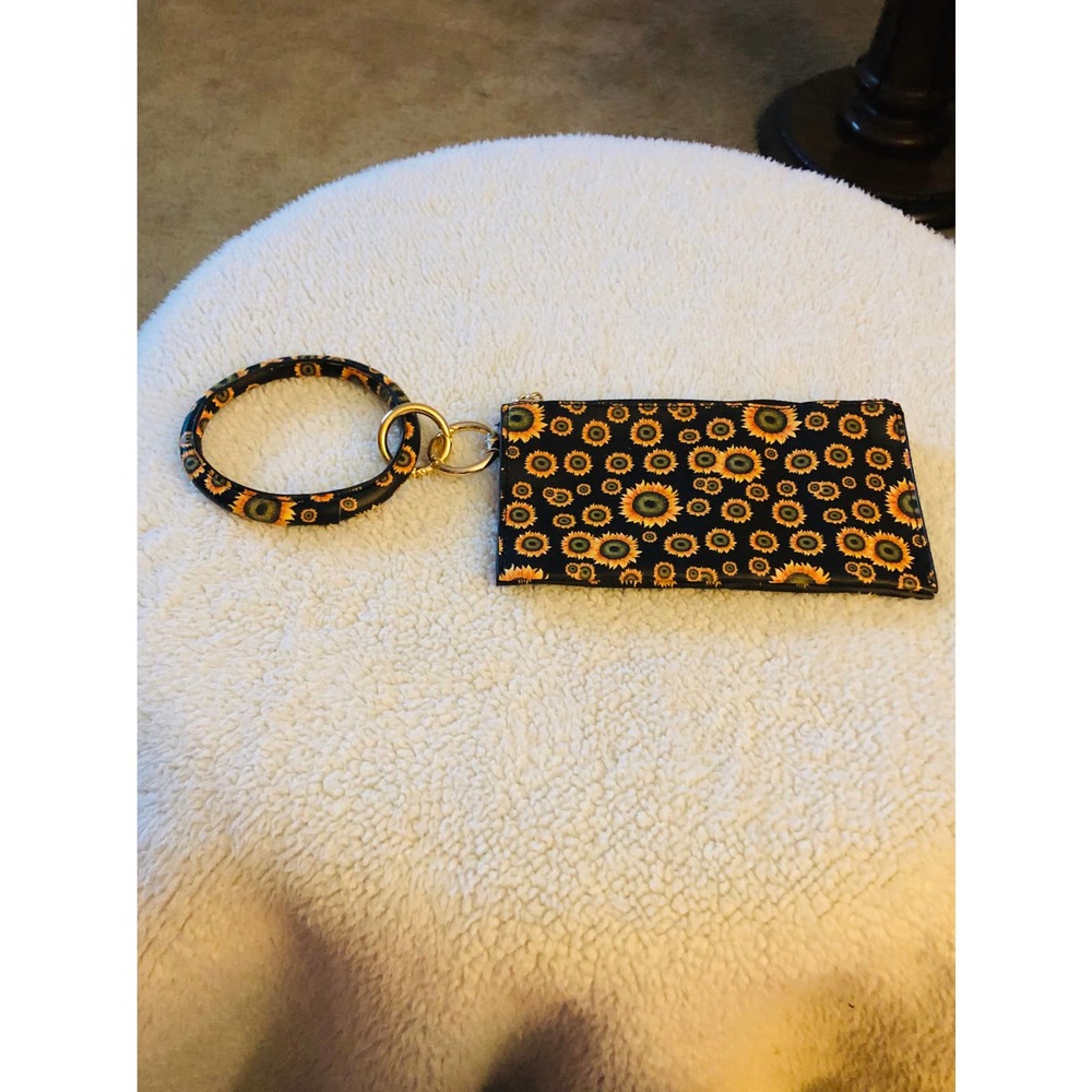 New Pu Leather Sunflower Bangle Key Chain w/Detachable Clutch